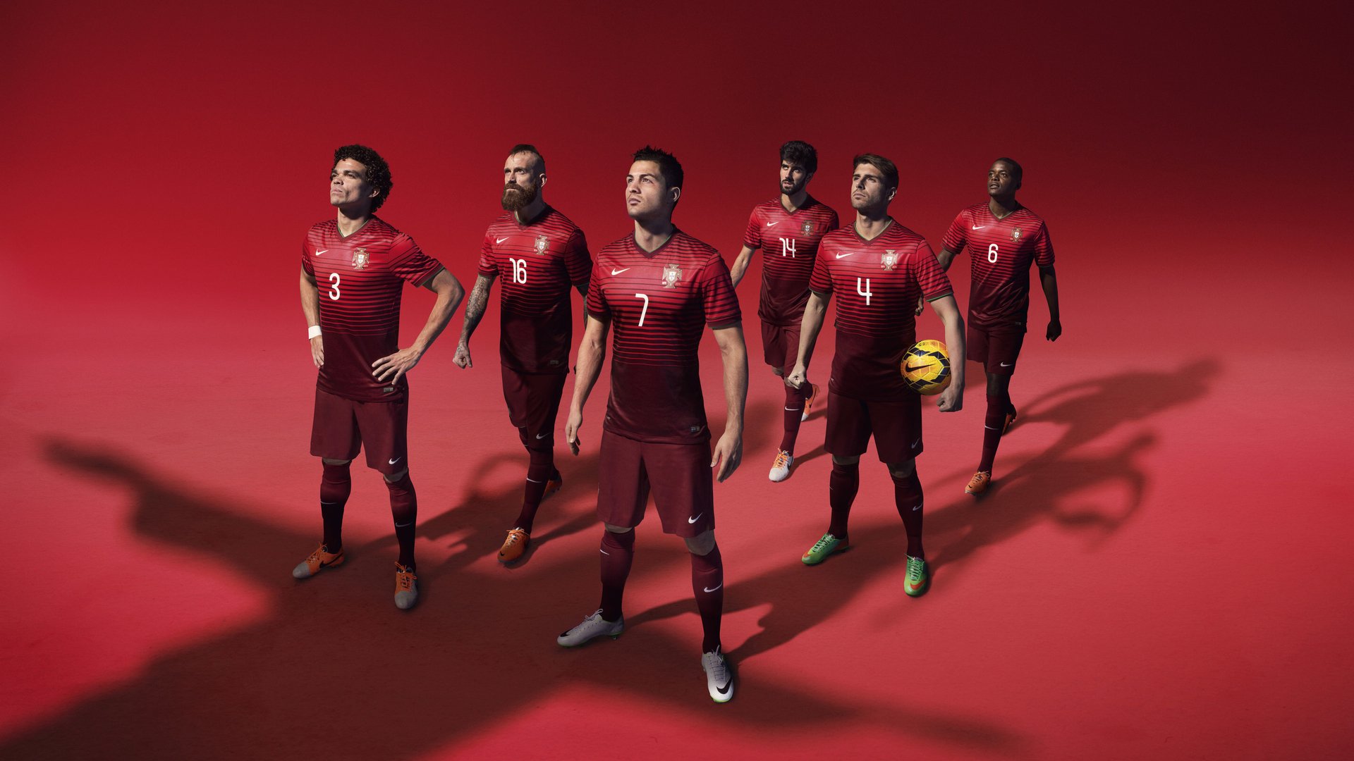 全球车迷狂欢：不同国家的赛场习俗，国外赛车场地